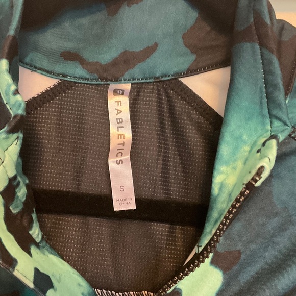 Fabletics Jojo Jacket - Picture 2 of 6